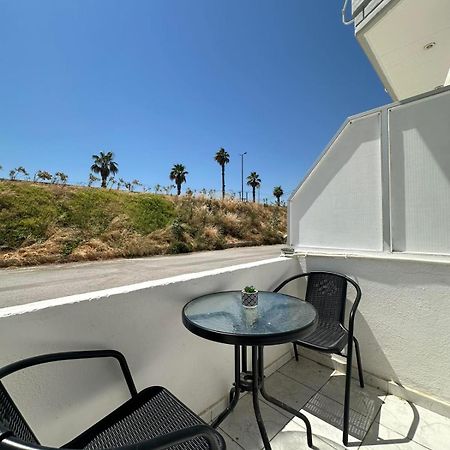 Joseph Seaside Apartment Heraklion Exterior foto